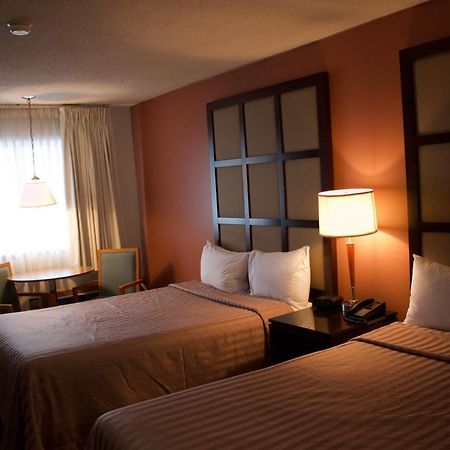 Motel La Siesta Saint-Lambert-Chambly エクステリア 写真