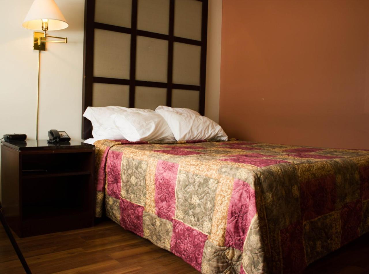 Motel La Siesta Saint-Lambert-Chambly エクステリア 写真