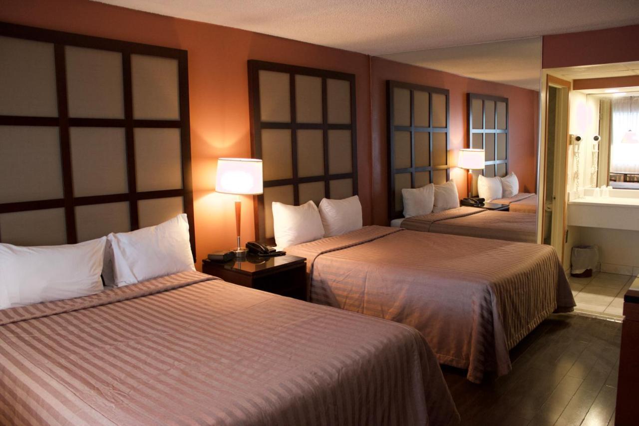 Motel La Siesta Saint-Lambert-Chambly エクステリア 写真